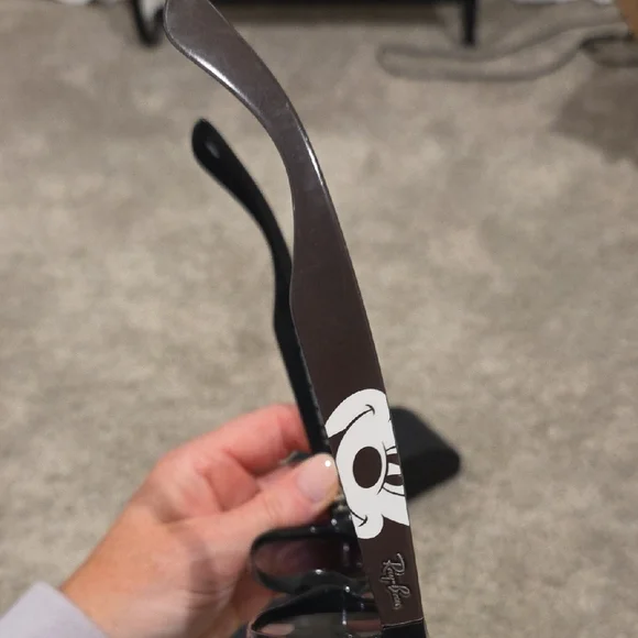 Ray-Ban Black Sunglasses with White Mickey Detail - Picture 6 of 7